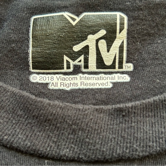 MTV Black Graphic T-Shirt size Medium - Picture 2 of 8